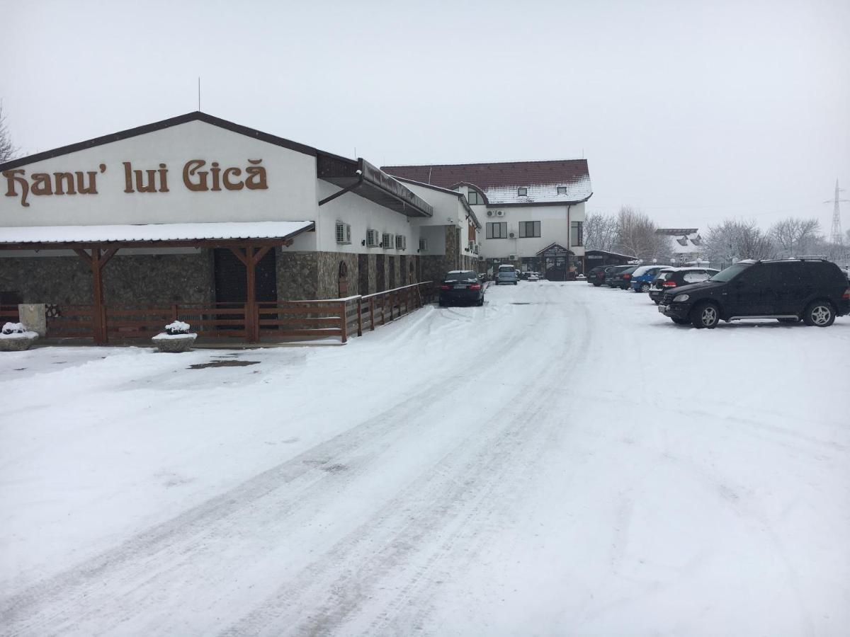 Hanu Lui Gica Spa 사투마레 외부 사진