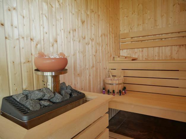 Hanu Lui Gica Spa 사투마레 외부 사진